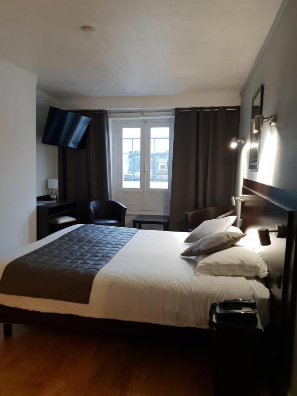 Superior Double Room image 2