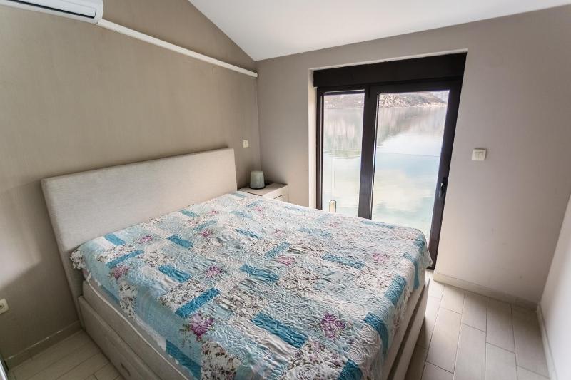 Superior Apartment image 2