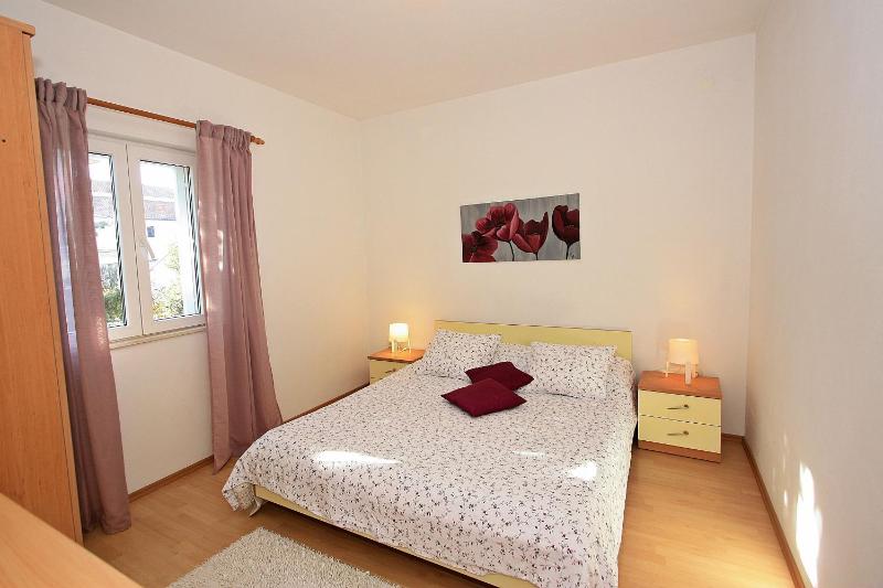 Apartments Mara - image 8