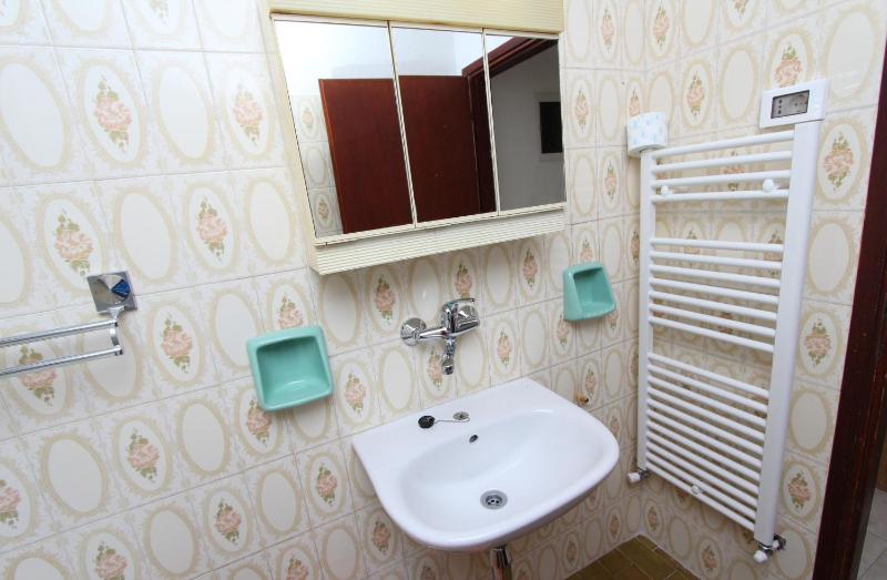 Stella Mare Apartments - image 22