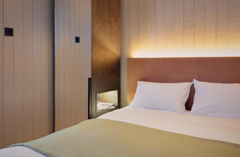 Single Room image 3