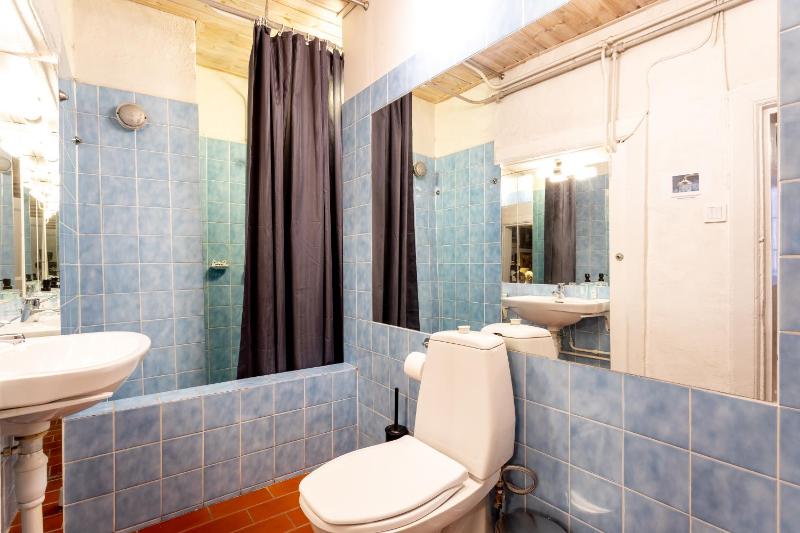 Standard One-Bedroom Apartment image 3