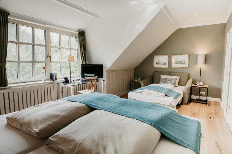 Comfort Double Room with Garden View image 2