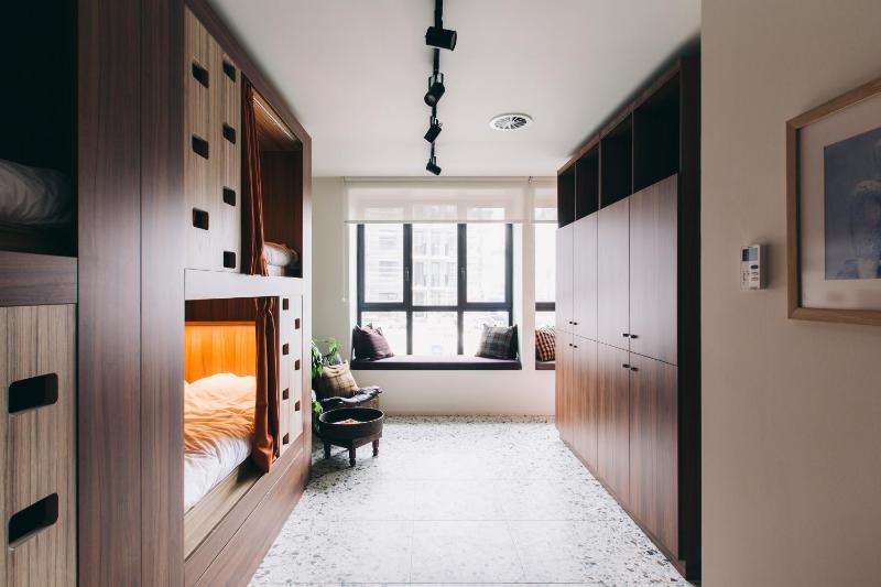 Single Bed in Dormitory Room image 4