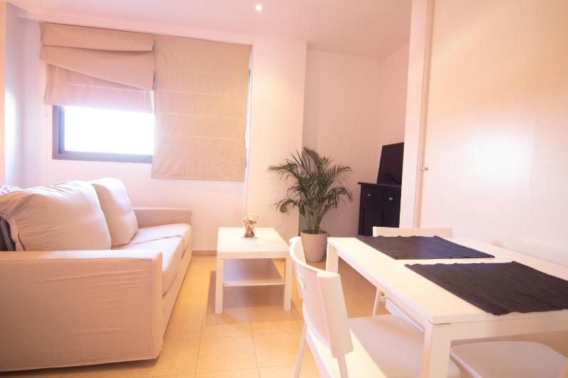 Studio Apartment image 2