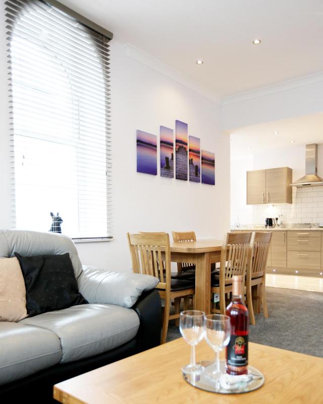 Austens Apartments - image 32