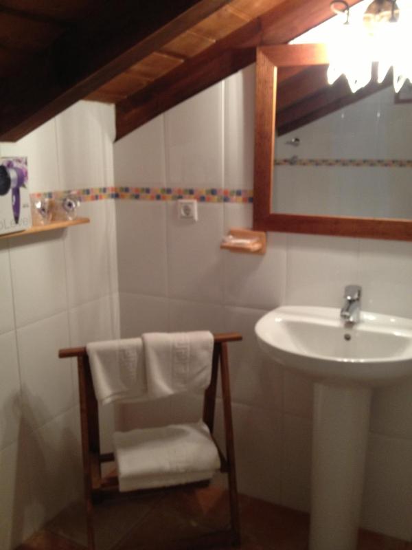 Quadruple Room image 4