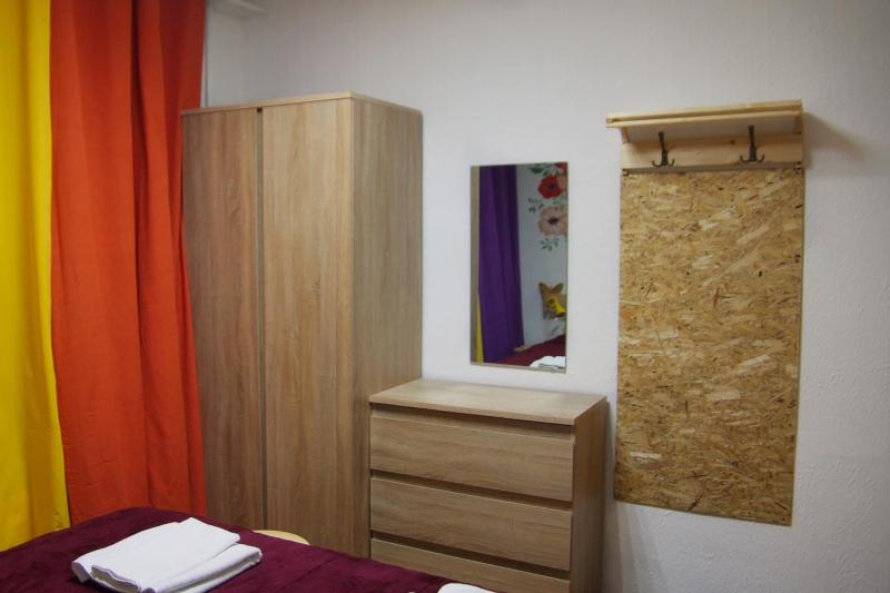 Double Room with Shared Toilet image 2