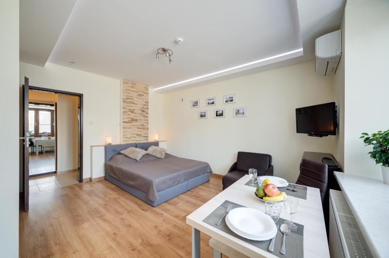 Apartamenty Wieniawa - image 1