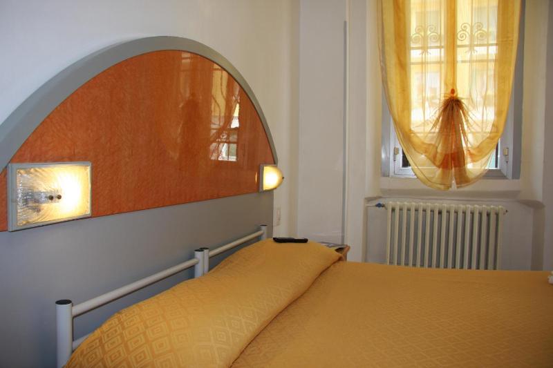 Double or Twin Room with Shared Bathroom image 3