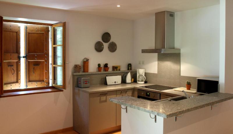 Superior Apartment image 2