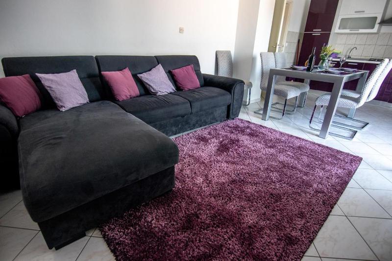 Two-Bedroom Apartment with Terrace and Sea View image 1