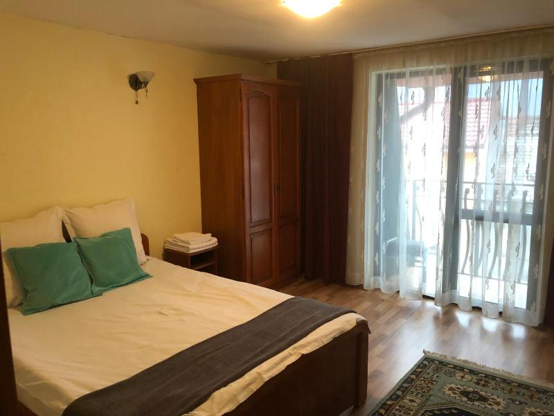 Two-Bedroom Suite with Living Room image 4
