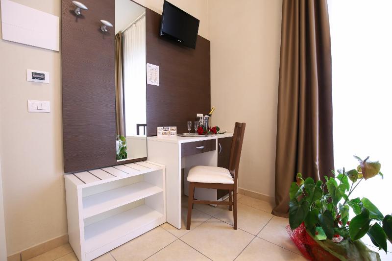 Hotel Bergamo - image 29