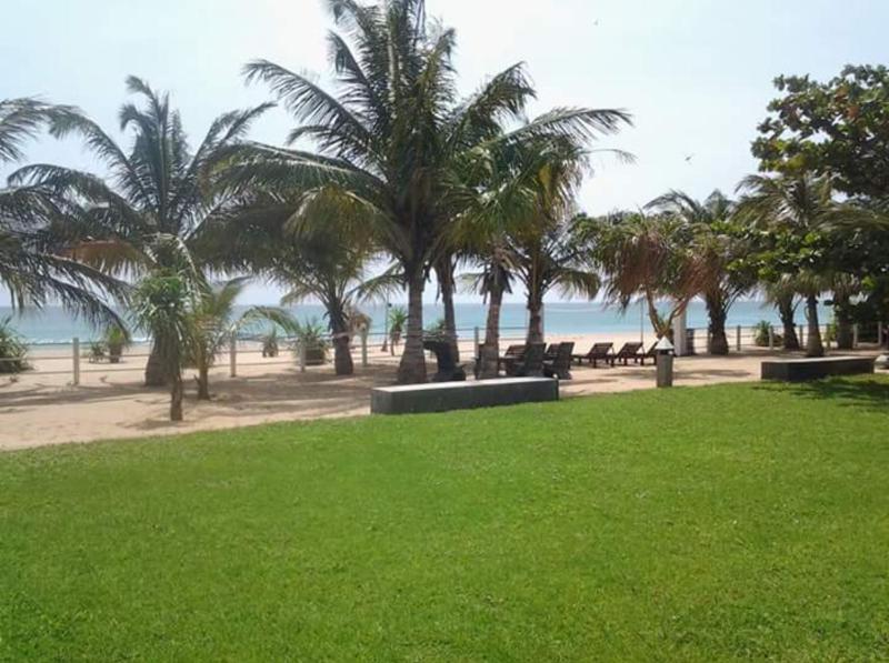 Villa Nilaveli Beachfront - image 17