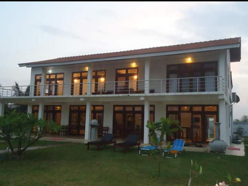 Villa Nilaveli Beachfront - image 18