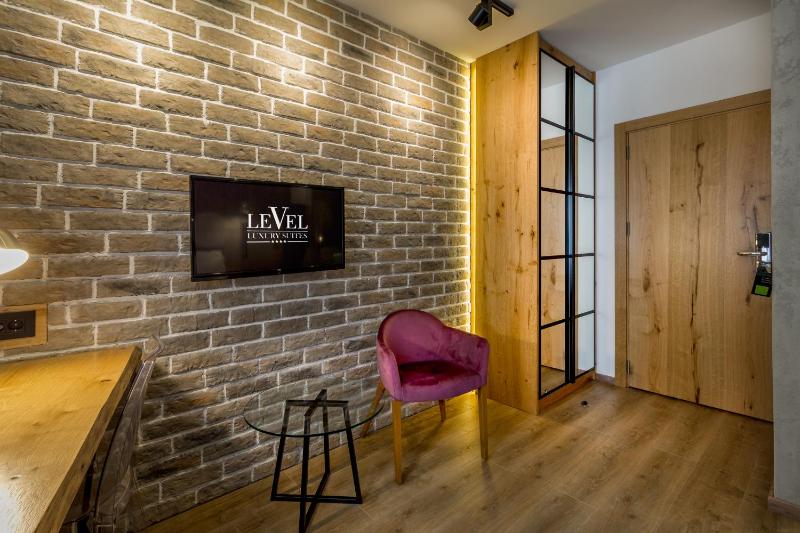 Special Offer - Double or Twin Room with Round Airport Transfer image 3