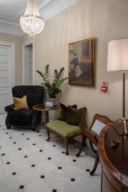 Noble Suites - image 12