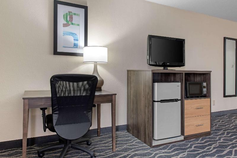 King Suite image 2
