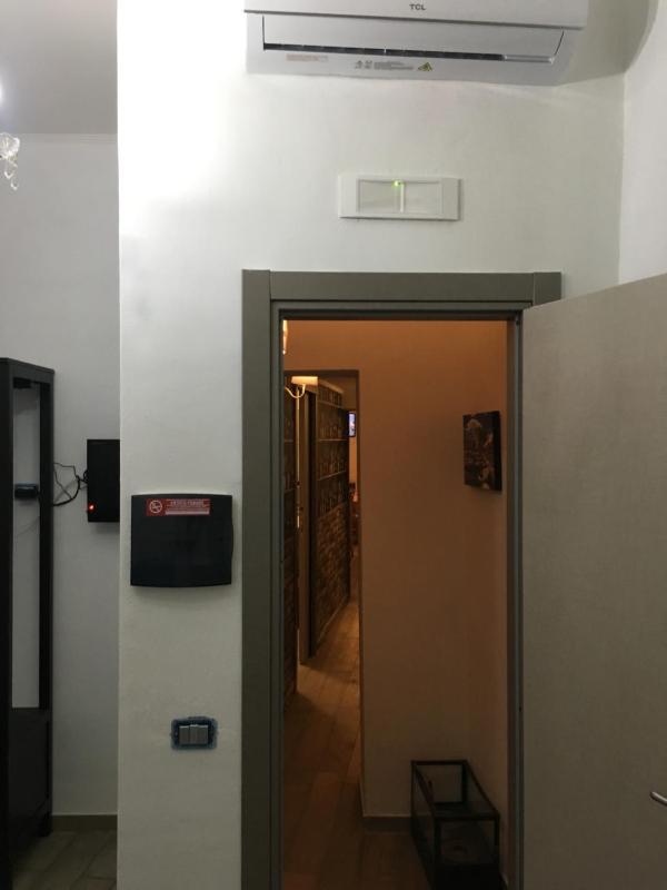 Double Room with Private Bathroom image 4
