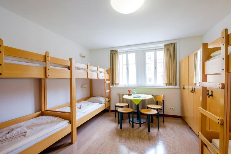 Quadruple Room with Shared Bathroom image 4