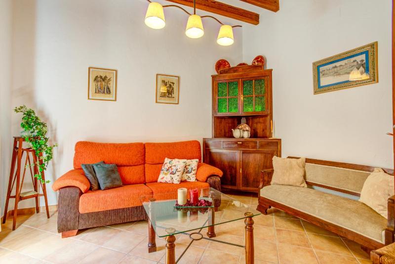 Three-Bedroom House image 2