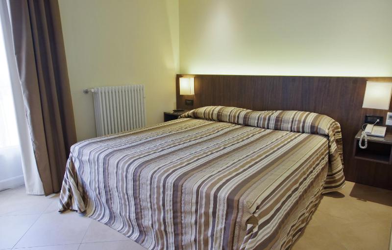 Double or Twin  Room - Disability Access image 1