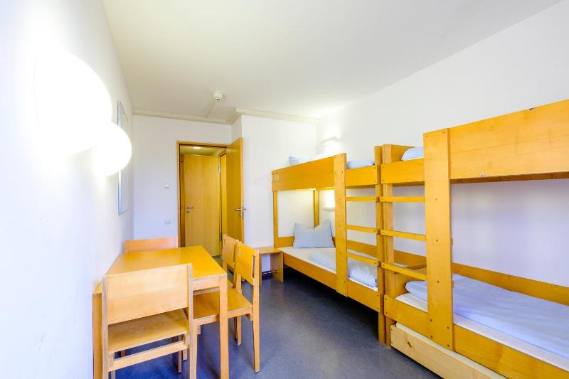 Quadruple Room with Shared Bathroom image 1