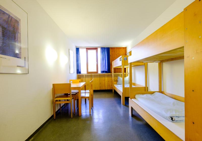 Quadruple Room with Shared Bathroom image 4
