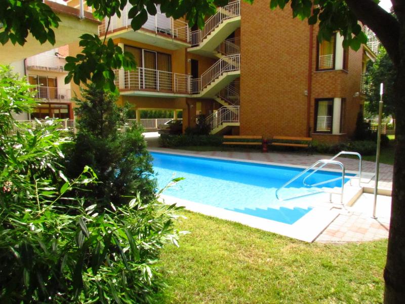 Balaton Beach Apartman - image 17