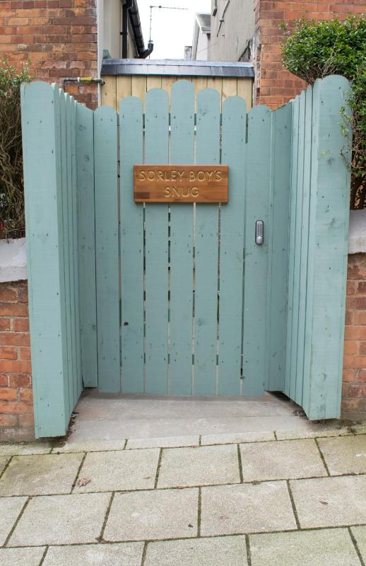 One-Bedroom House image 1