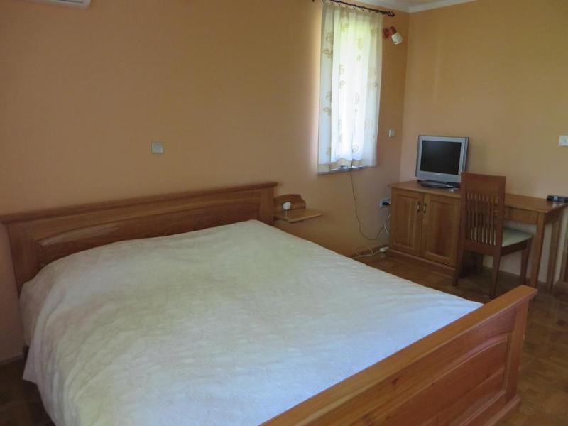 Double Room with Balcony image 1