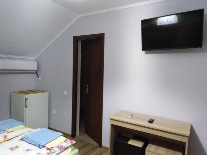 Triple Room image 3