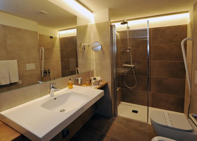 Suite image 3
