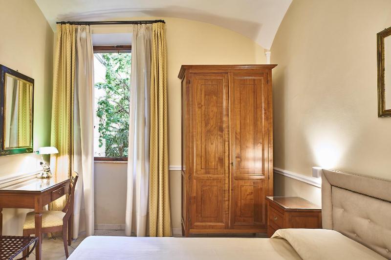 Economy Double or Twin Room image 1