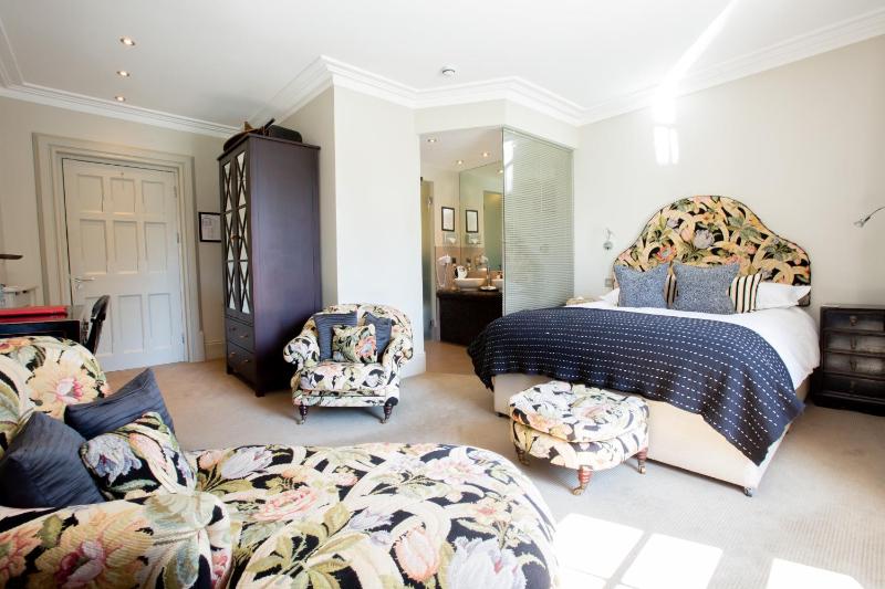 Mini Suite image 3