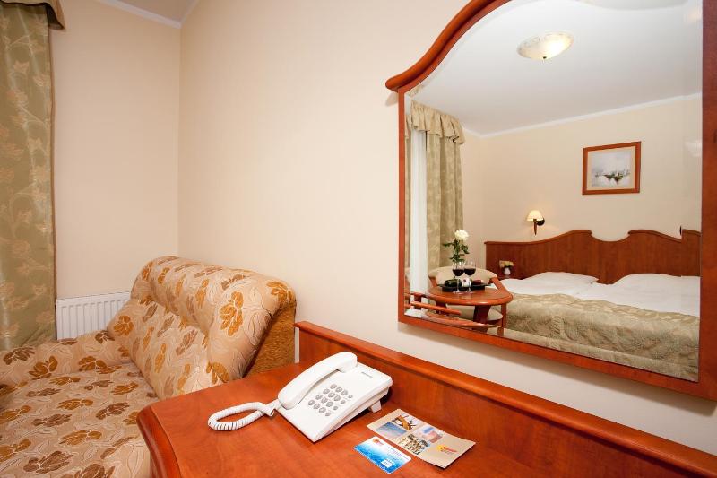 Double Room image 1