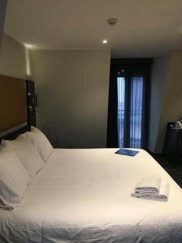 Hôtel Boutique Richelieu Lyon Gare Part-Dieu - image 8