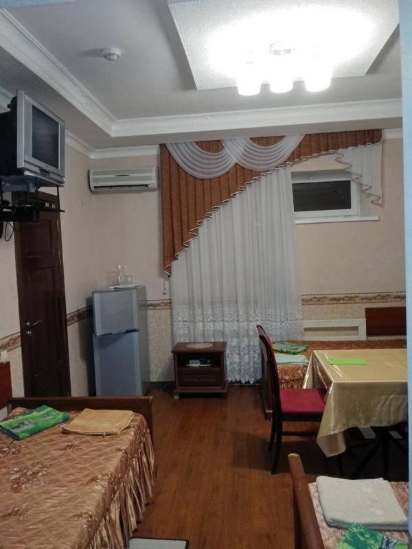 Budget Triple Room image 3