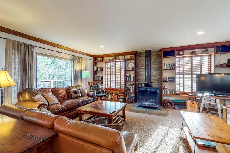 Four Bedroom House image 3