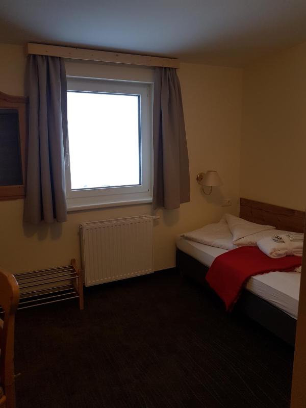 Single Room image 2