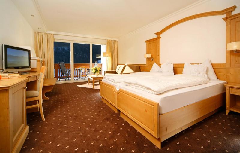 Superior Double Room image 2