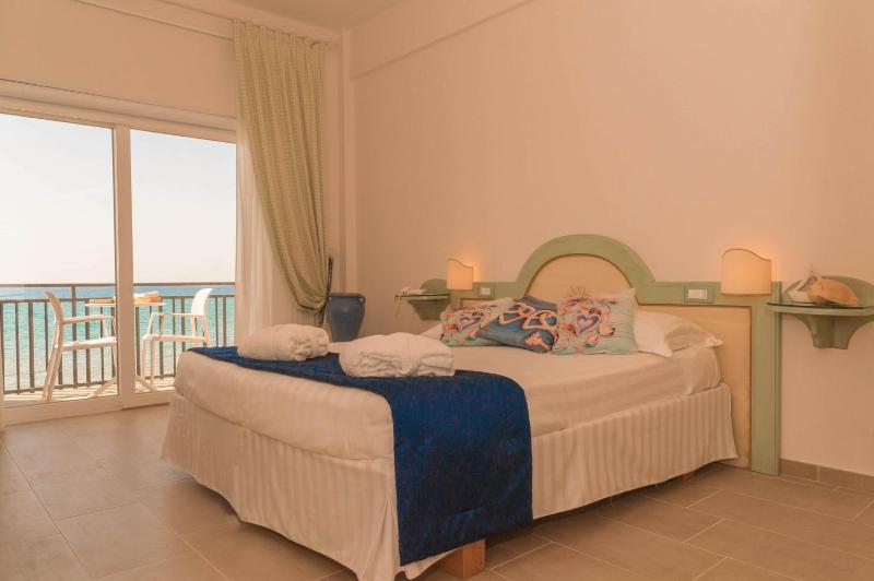 Summit Hotel - image 9