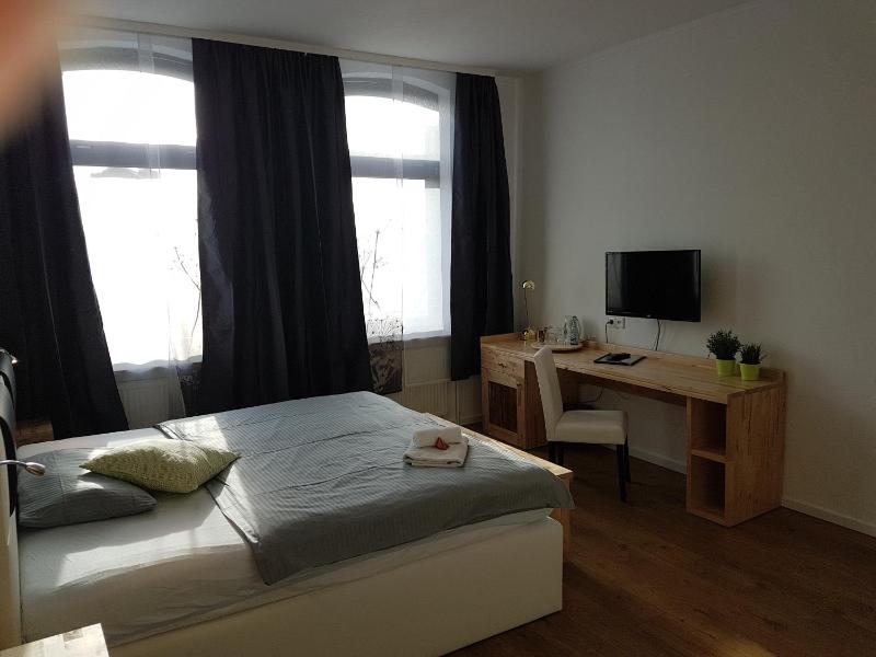 Comfort Double Room image 4
