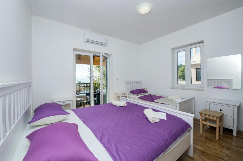 Apartments Roko - image 7