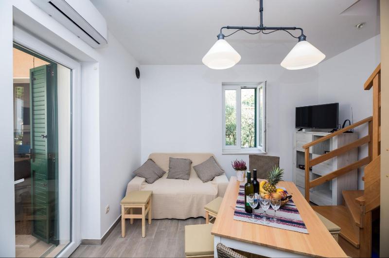 Apartments Roko - image 14