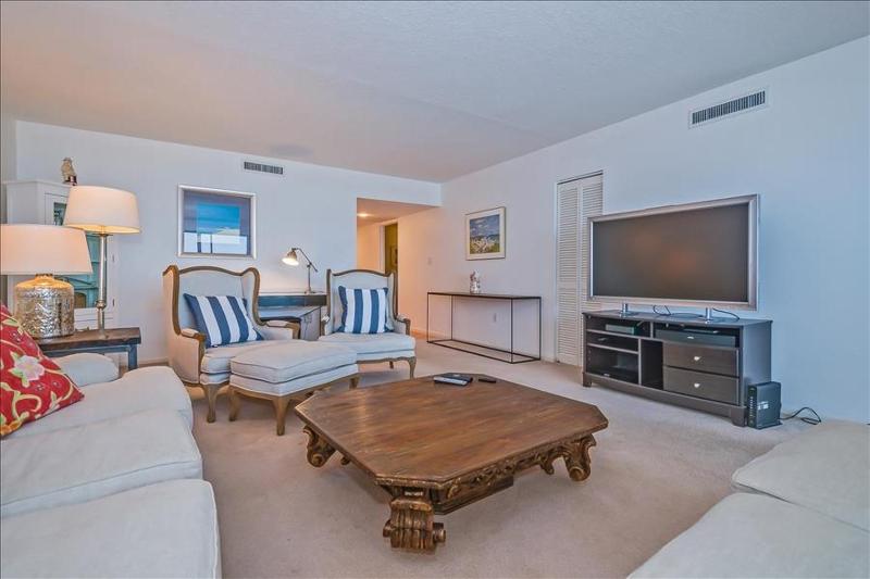 Two-Bedroom Apartment image 3