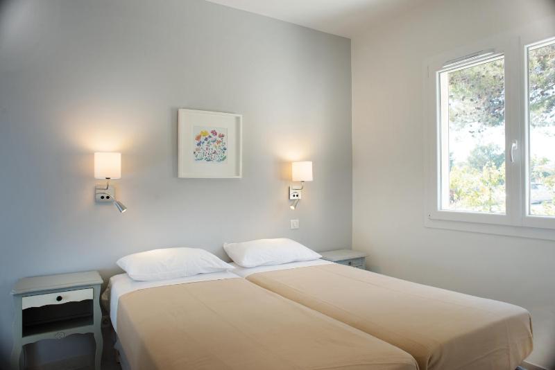 Two-Bedroom Apartment image 3