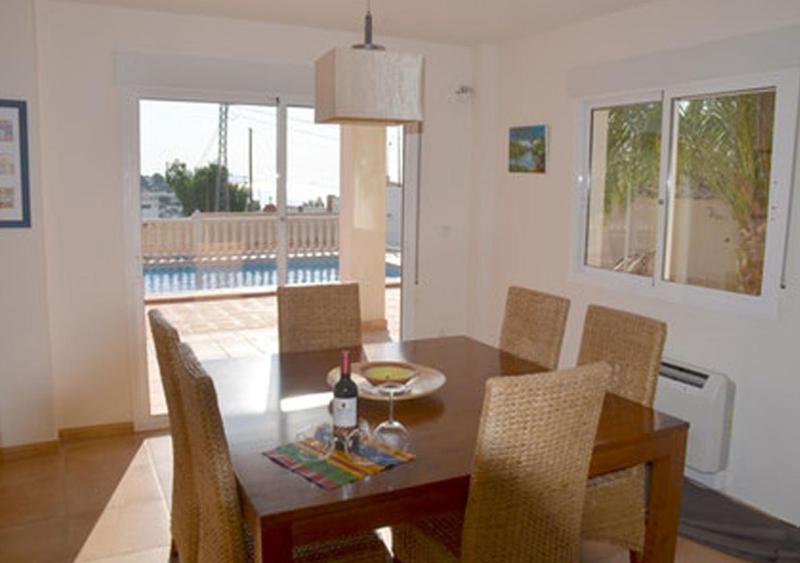 Villa image 2