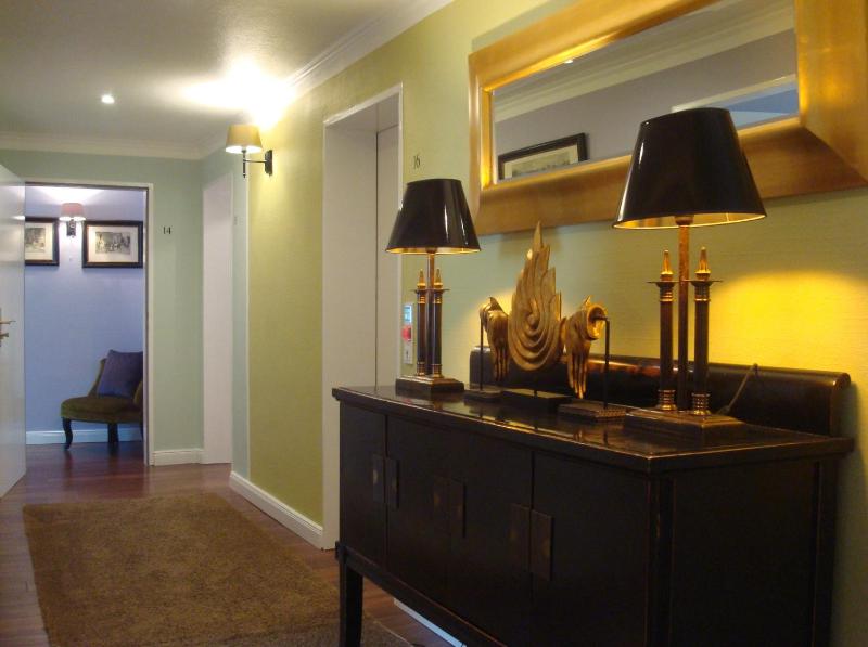 Economy Single Room image 4